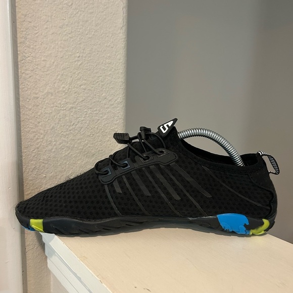 Simari Mens Sz 8 Womens Sz 10 Black Slip On Water Shoes Swim Diving Surf EU 41 - Picture 5 of 10